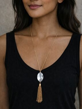 Gold Oval Pendant Tassel Necklace – Elegant Long Chain